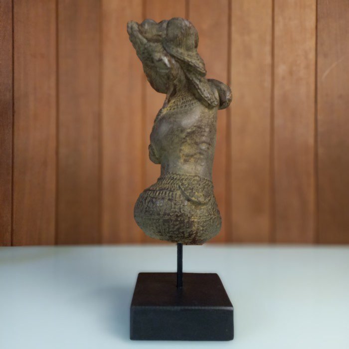 Bali Dancer Figurine 40cm Tari Pendet Antique Stone Sculpture on Square Base – Cultural Art from Bali - Image 8