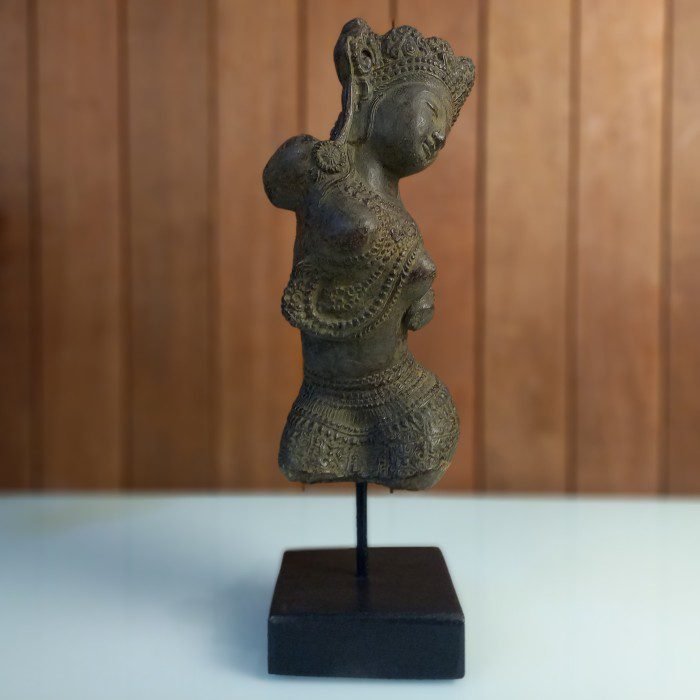 Bali Dancer Figurine 40cm Tari Pendet Antique Stone Sculpture on Square Base – Cultural Art from Bali - Image 3