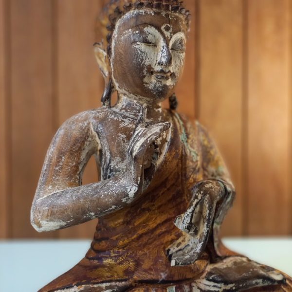 Elegant Fengshui Buddha Statue Gold - Image 5