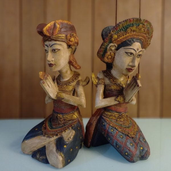 Balinese Wedding Couple Statues – Unique Wedding Gift from Bali
