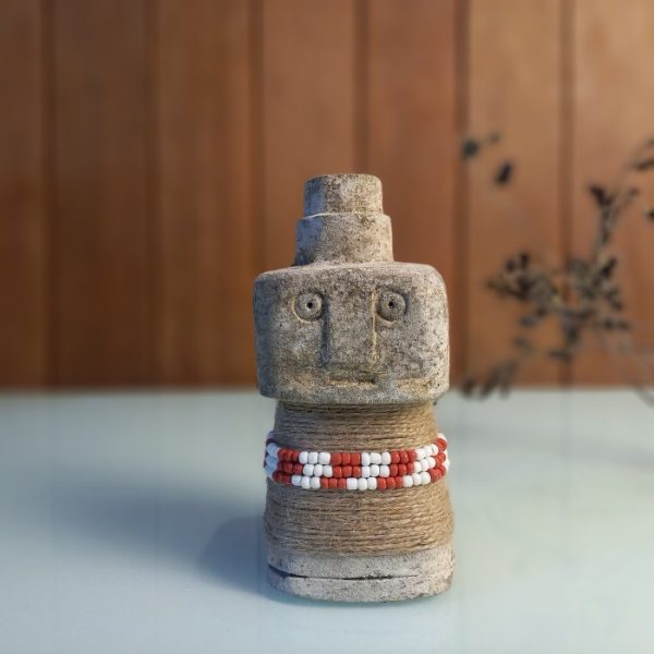 Statue of Paras Stone Carving Ornament – Handmade Bali Desk Decoration - Image 5