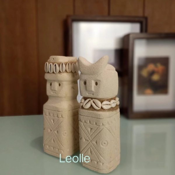 Wedding Gift - Tribal Ethnic King and Queen Statue in White Stone (Batu Paras) - Image 2