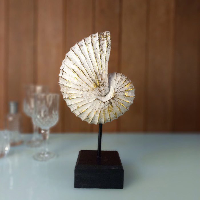 Unique Sea Shell Carving Table Ornament – White Wash Finish - Image 4