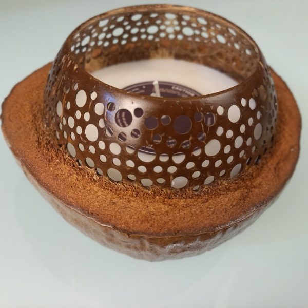 Bali Coffee Aromatherapy Candle - Natural Coconut Shell - Image 7