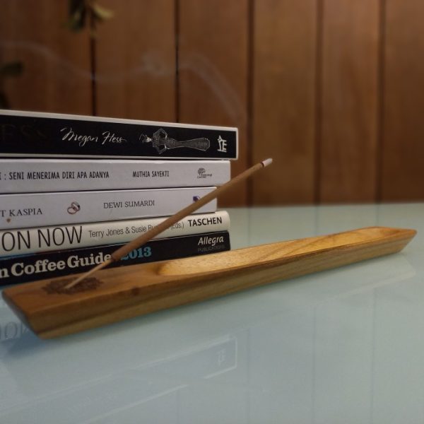Recta Mini Incense Stick Holder 25cm Teak Wood Aromatherapy Burner with Clear Finish - Image 5