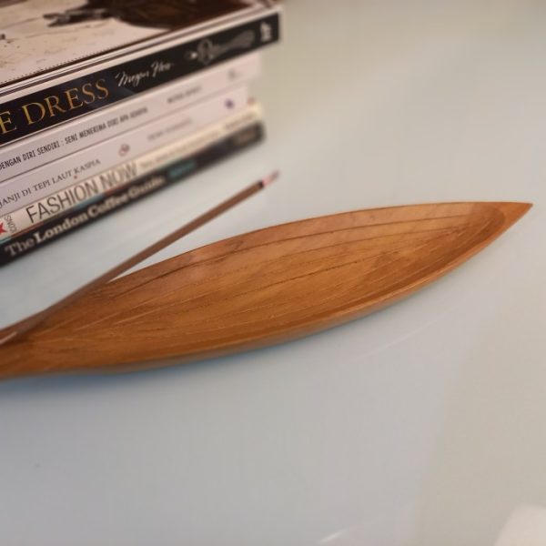 Teak Wood Incense Stick Holder – Leaf Motif Hand-Carved Room Fragrance Accessory - Image 4