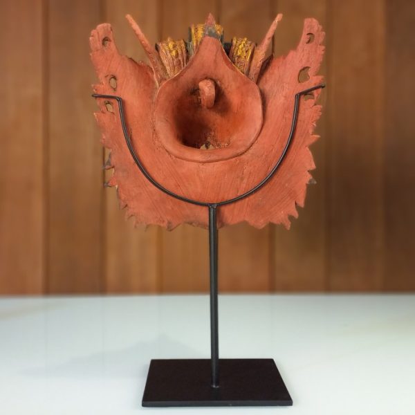Garuda Bali Wooden Sculpture – Handcrafted Decorative Art Object - Image 7