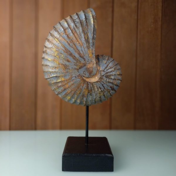 Antique Blue & Gold Sea Shell Statue – Unique Hand-Carved Table Decor from Bali - Image 2