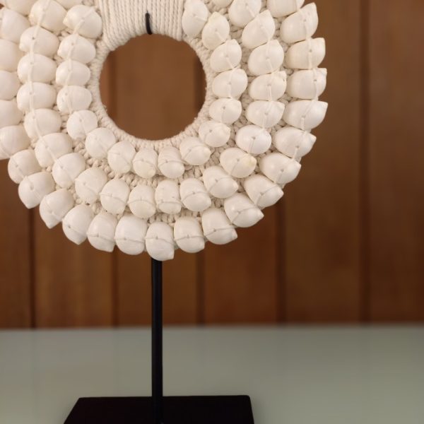 Bohemian Table Decor – Papua Ring Buteng White Necklace - Image 5