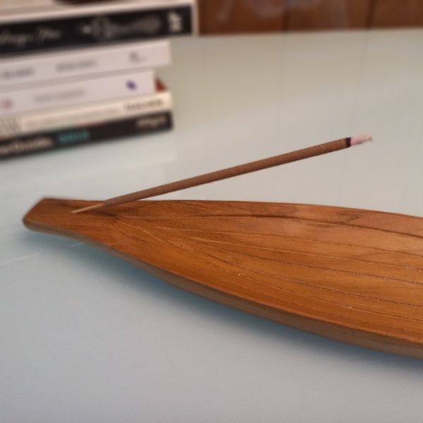 Teak Wood Incense Stick Holder – Leaf Motif Hand-Carved Room Fragrance Accessory - Image 2