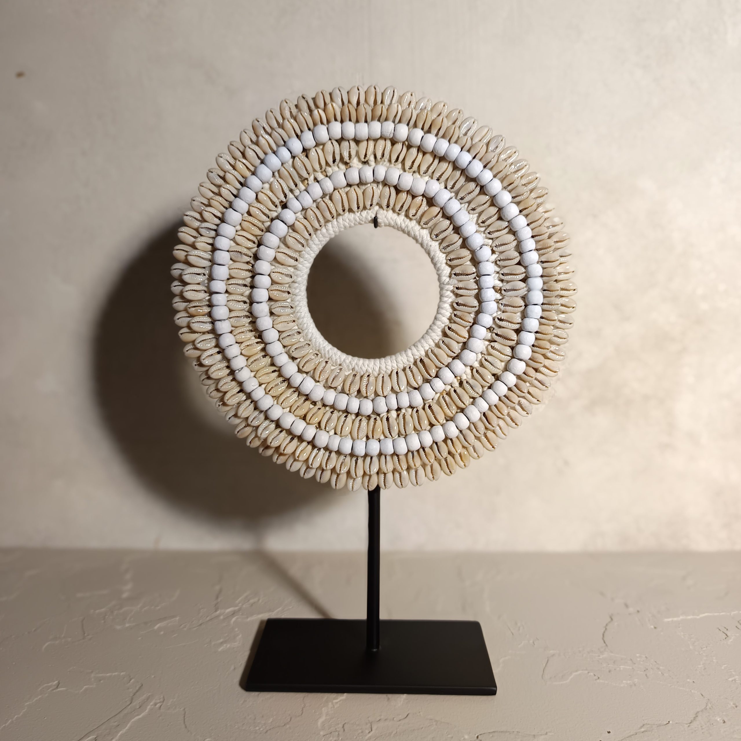Papuan Shell Necklace Display – Handmade Bali Table Decor with Iron Stand - Image 5