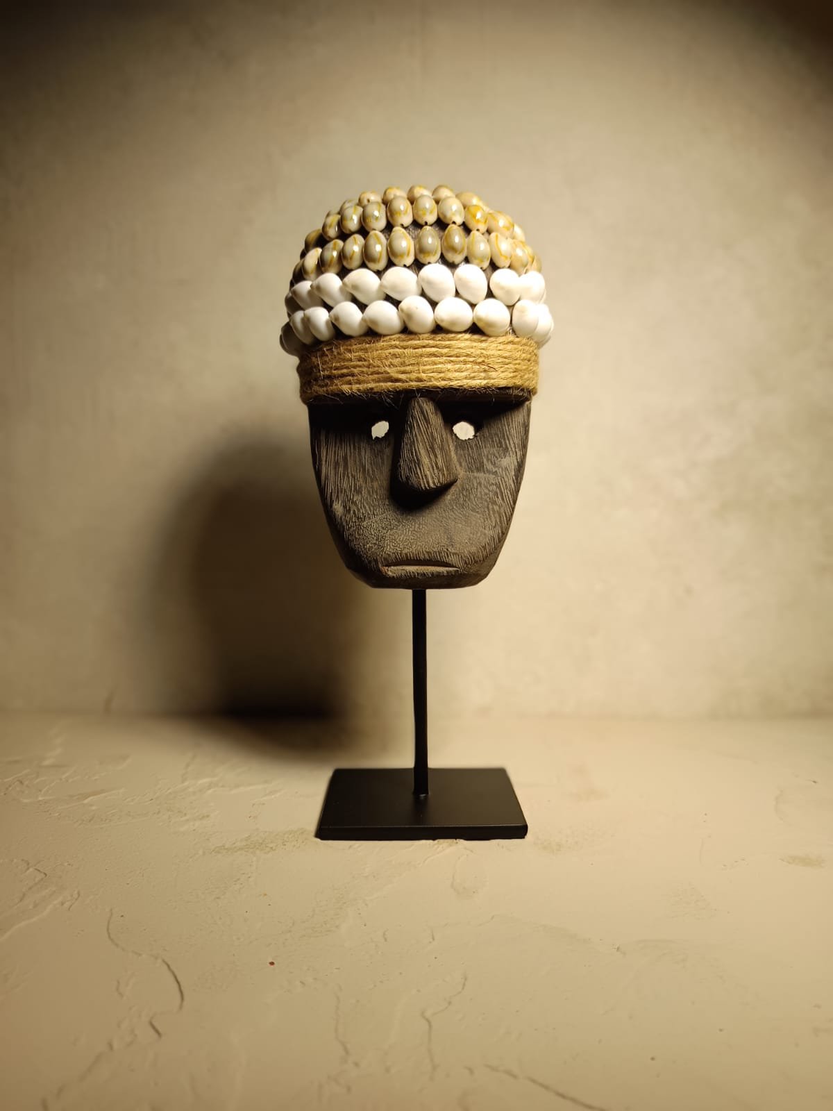 Balinese Wooden Mask Statue with Shell Decor – Table Ornament for Living Room - Image 3